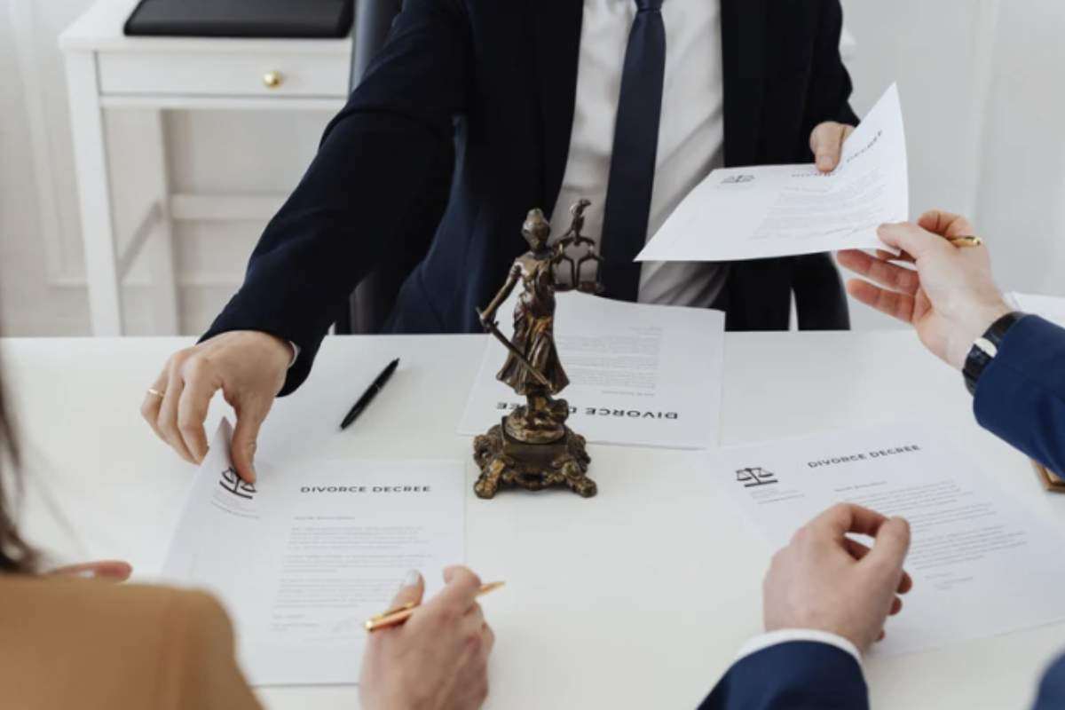 La Legge di Bilancio 2026 introduce una novità importante per le famiglie di genitori separati, con l’istituzione di un nuovo bonus dedicato