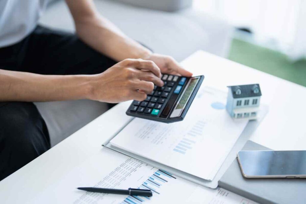 Busta paga, brutta sorpresa in arrivo: fino a 300€ in meno per milioni di lavoratori