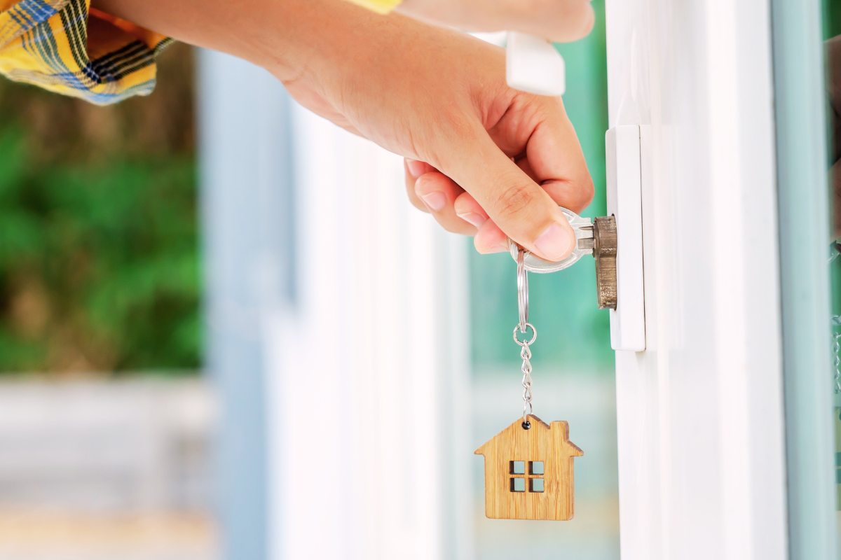 Il proprietario di casa ha una copia delle chiavi, cosa dice la legge